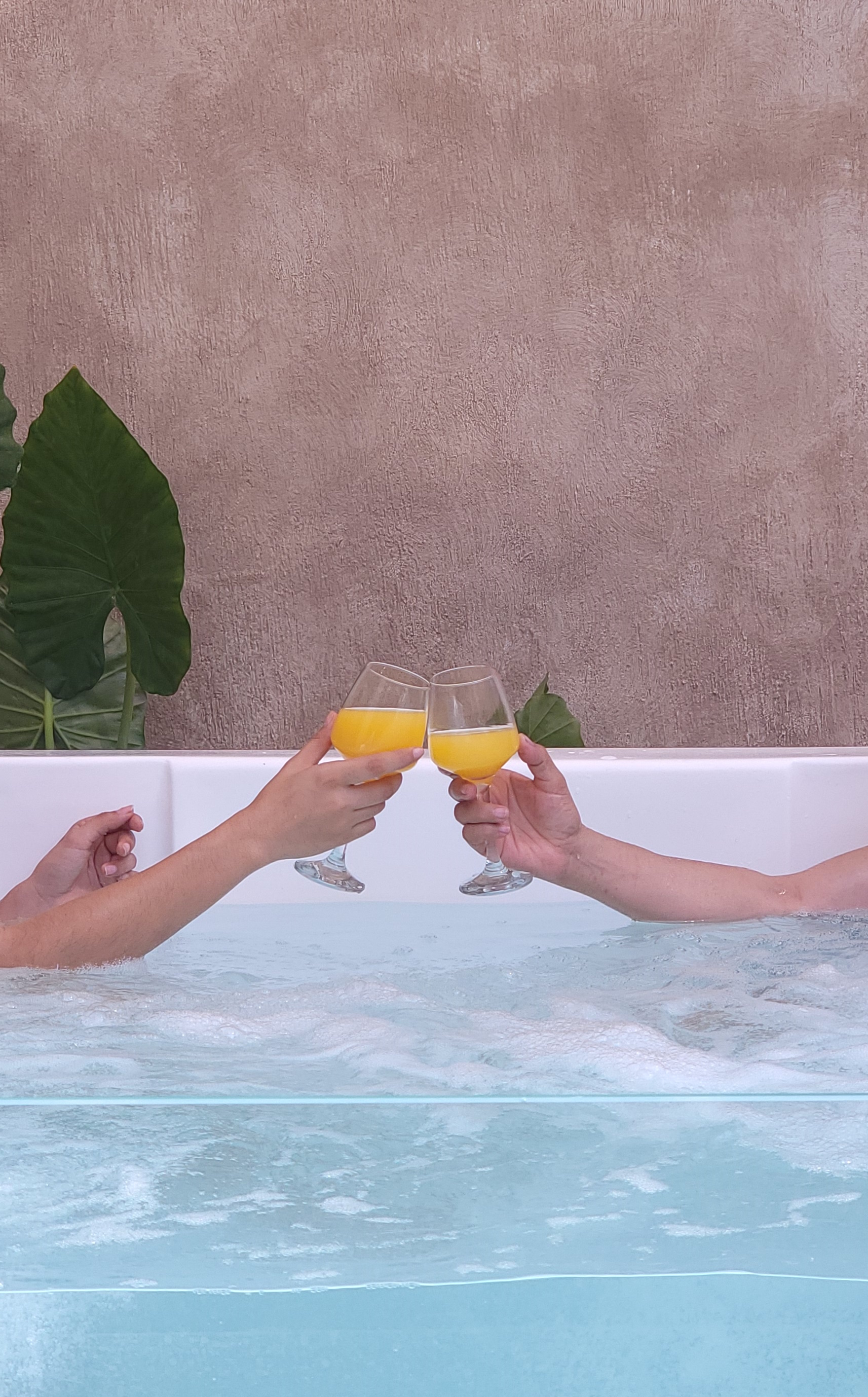 Jacuzzi exterior